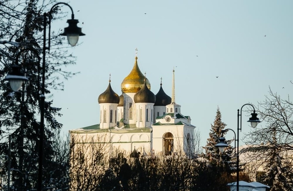 Псков вошел в десятку популярных направлений для весеннего отдыха на речном побережье