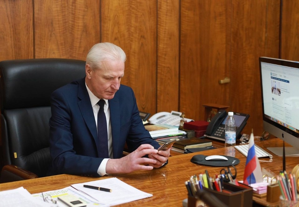 Председатель Псковского областного Собрания проголосовал на выборах президента России