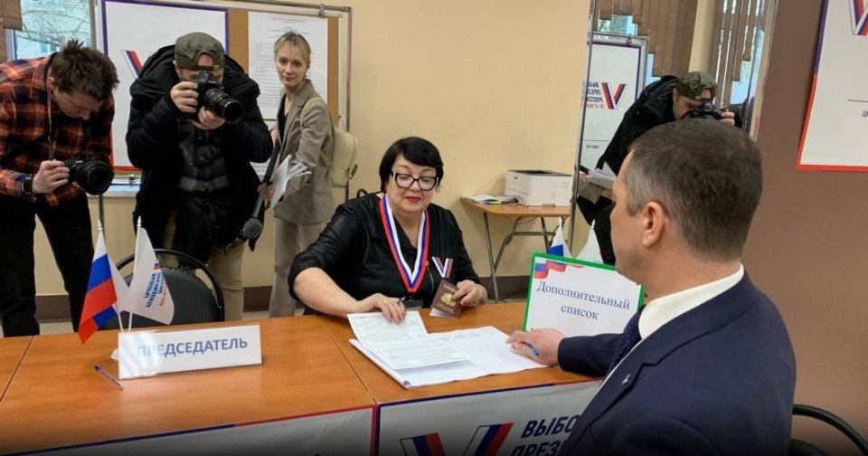 Михаил Ведерников проголосовал на выборах президента России