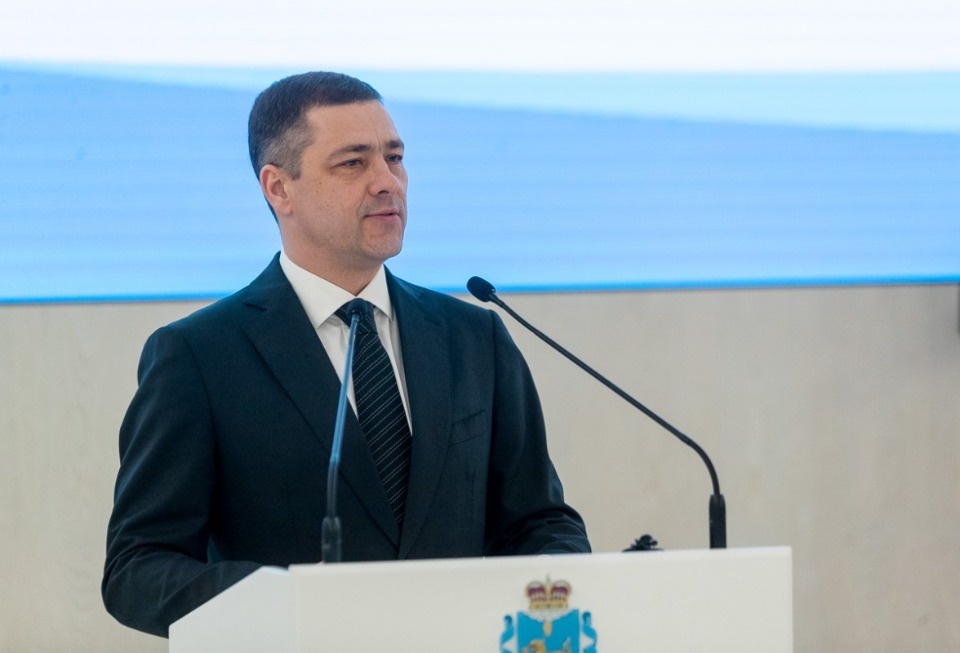 Победившие в региональных творческих конкурсах приемные дети будут получать сертификаты на 500 тысяч рублей в Псковской области