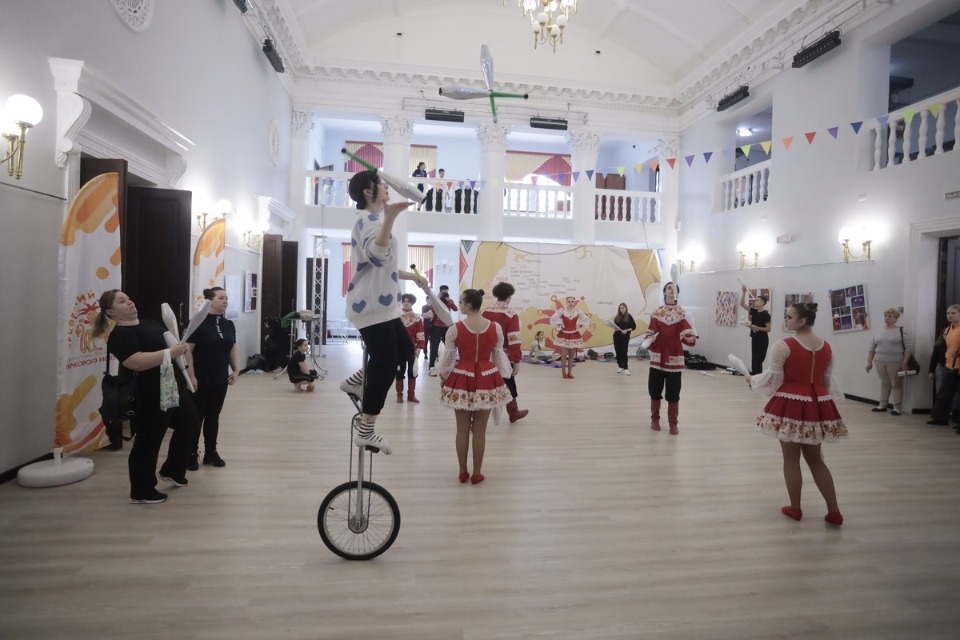 «Псковский скоморох» «Псковский скоморох»