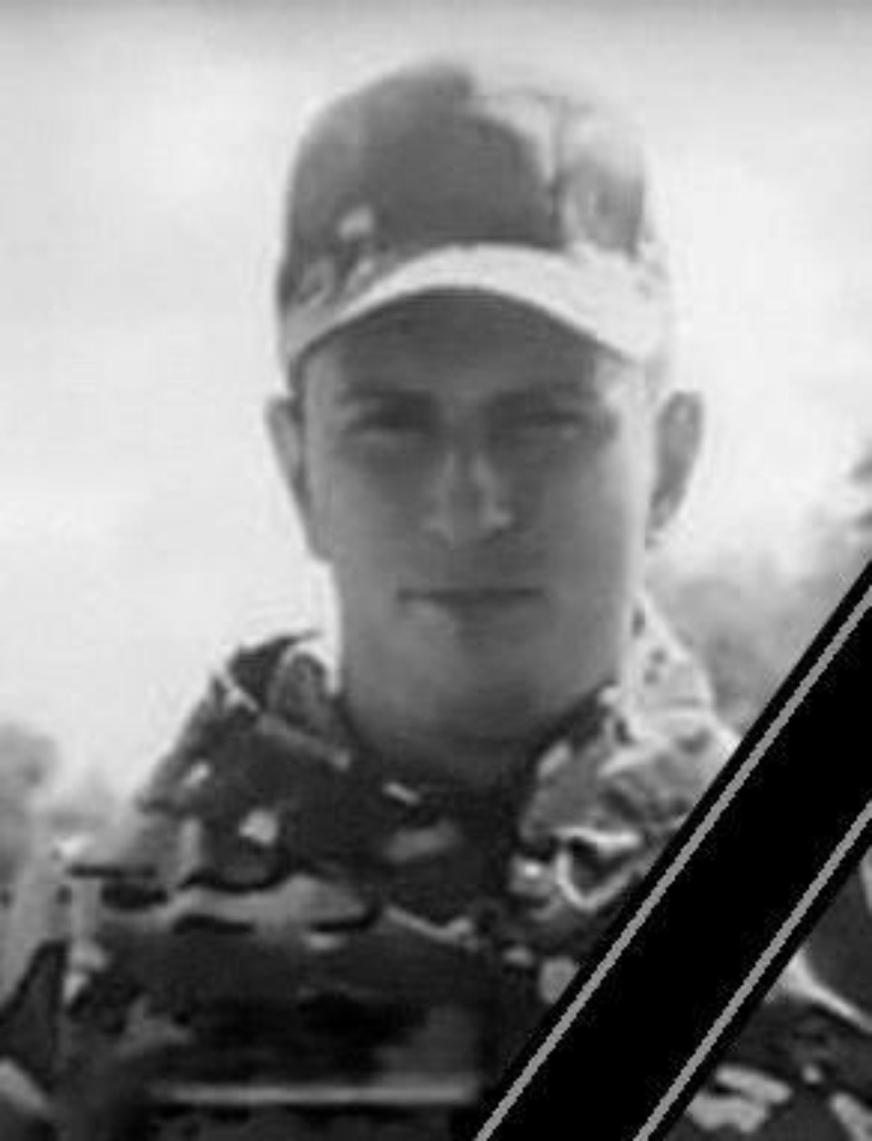 С шестью погибшими в зоне спецоперации военнослужащими простились в Псковской области