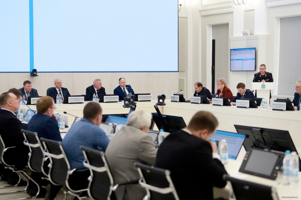 Ведерников: Областное Собрание играет важную роль в развитии Псковской области