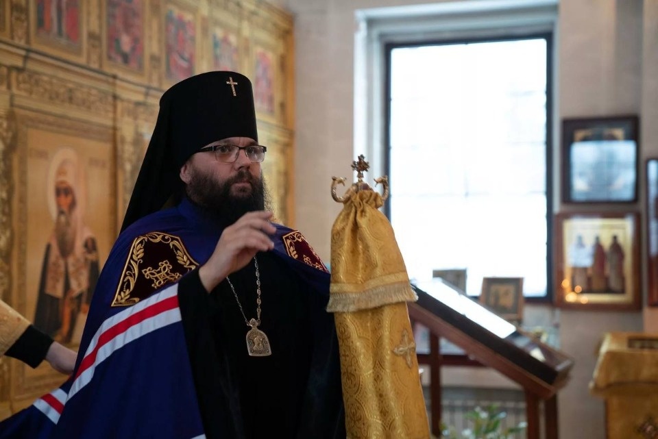 Митрополит Арсений освобождён от должности игумена Псково-Печерского монастыря