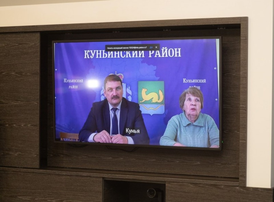 Губернатор Псковской области провел личный прием граждан по поручению президента