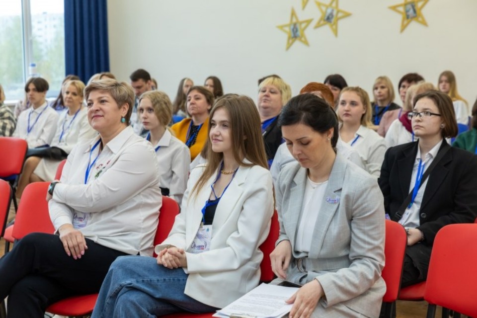 Более 7,6 тысяч школьников младших классов в Псковской области участвуют в программе «Орлята России»