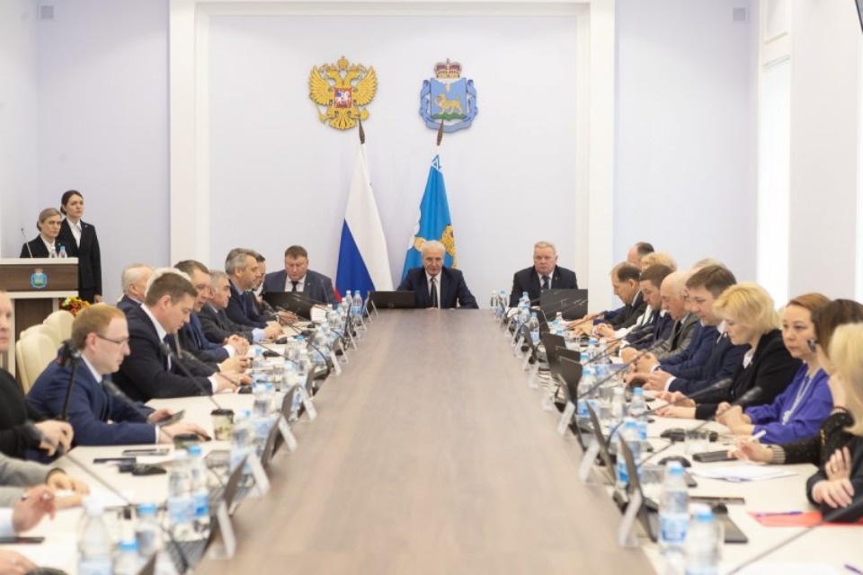 В Псковской области расширили пакет региональных мер поддержки многодетных семей