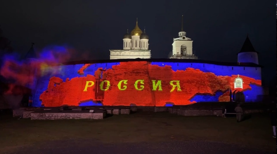 26 апреля в Псковском Кремле начинаются показы мультимедийных спектаклей