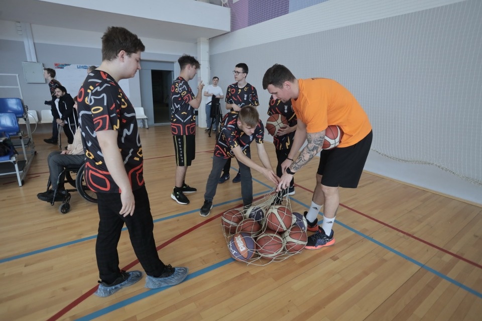 «тихий!баскетбол» «тихий!баскетбол»