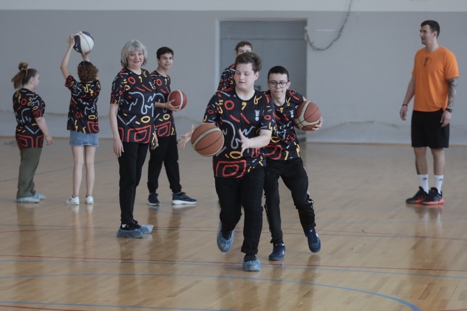 «тихий!баскетбол» «тихий!баскетбол»