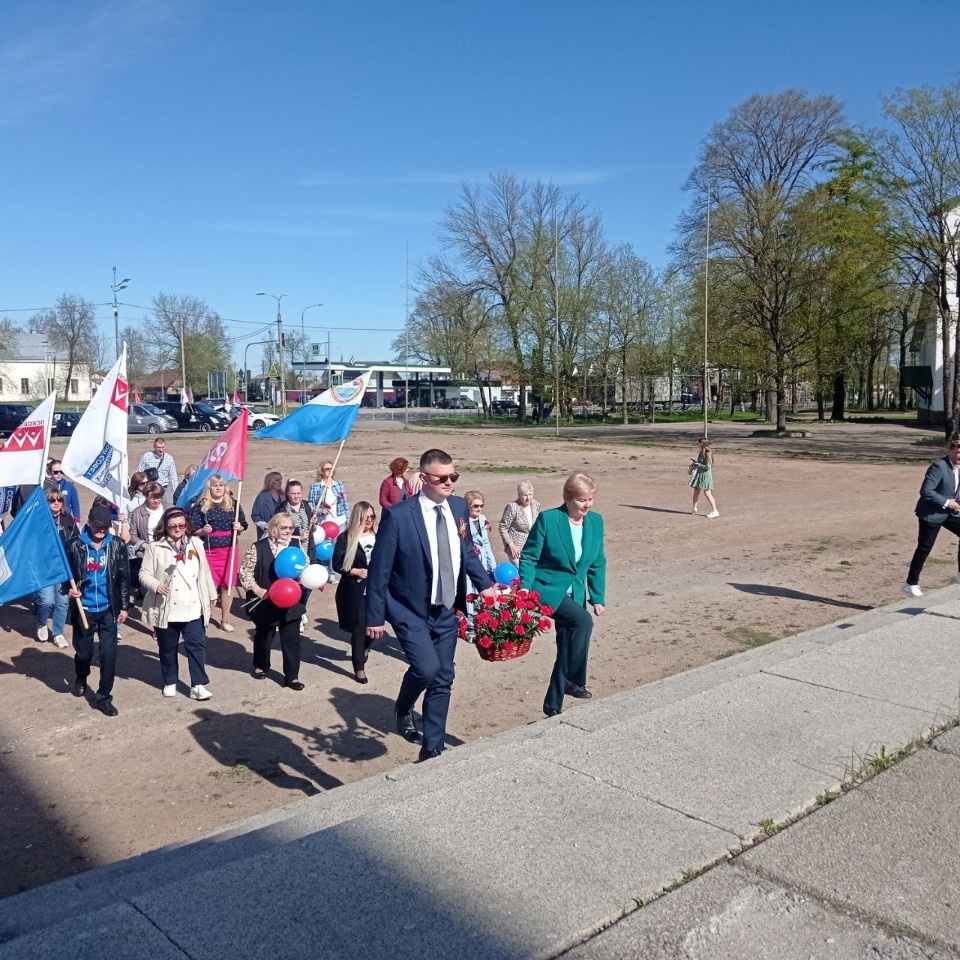В Пскове стартовал автопробег, посвященный Первомаю 