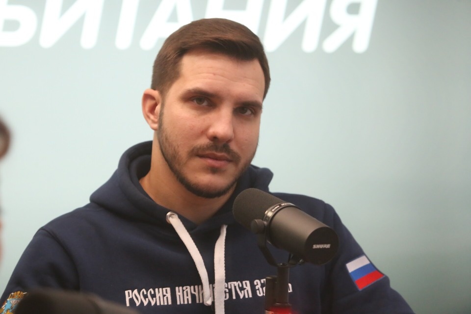 Экс-замглавы администрации Пскова Александр Грацкий мог получить в виде еще одной взятки массажное кресло