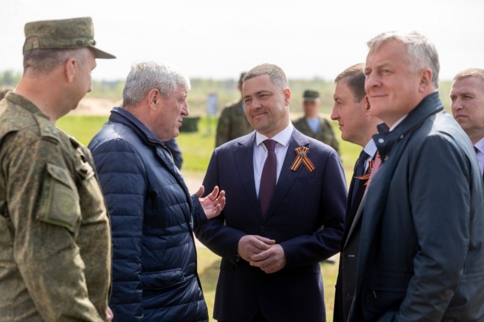 Андрей Турчак и Михаил Ведерников пообщались с бойцами псковской 76-й Дивизии – участниками СВО