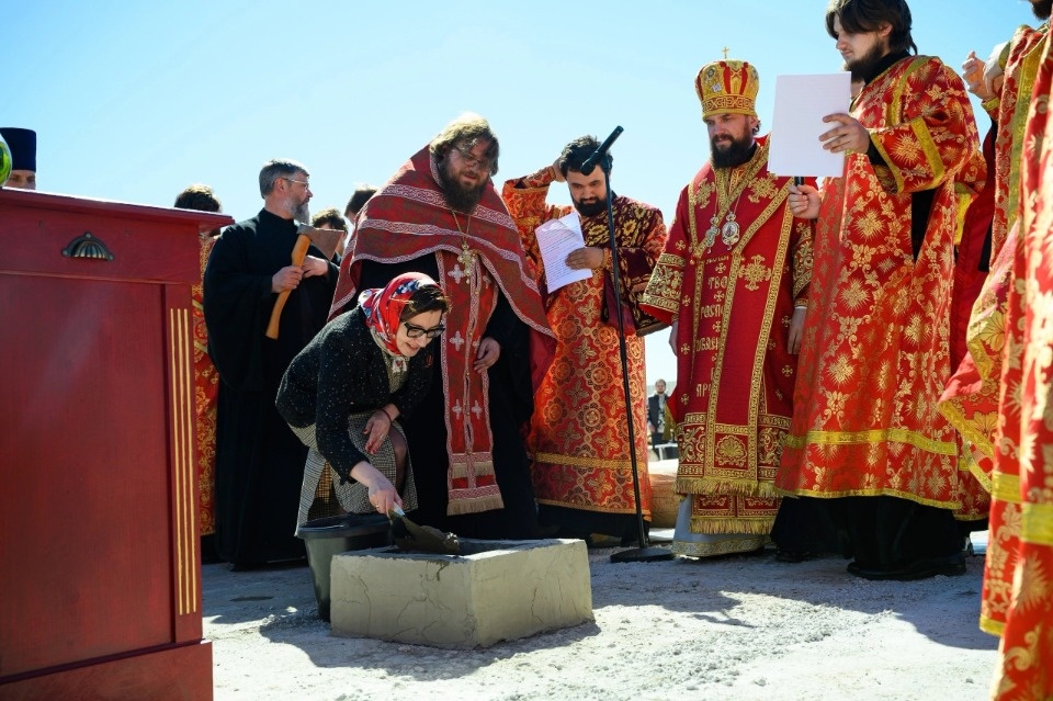 Закладка храма при Псковской инфекционной больнице прошла в Пскове