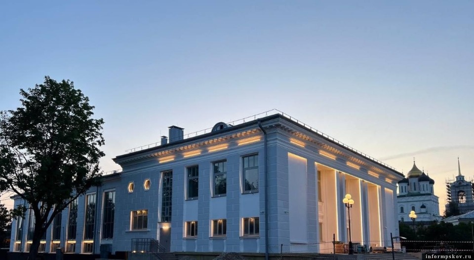 ТИЦ Псковской области переместится в здание бывшего кинотеатра «Октябрь»