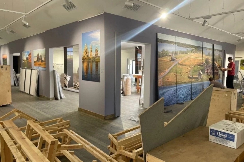 Уникальные экспонаты из Кижей доставили на выставку в Изборск 