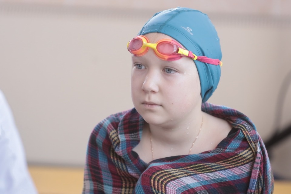 Красиво плывут!