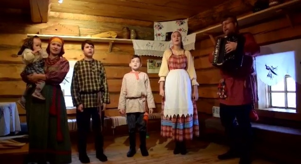 Семейный фольклорный ансамбль из Пушгор вошел в число победителей всероссийской акции
