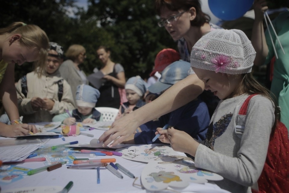  Михаил Ведерников поздравил жителей Псковской области с Международным днём защиты детей
