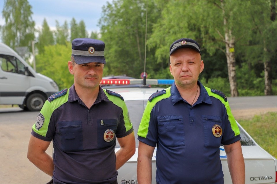 Псковская полиция помогла спасти мальчика, проглотившего монету