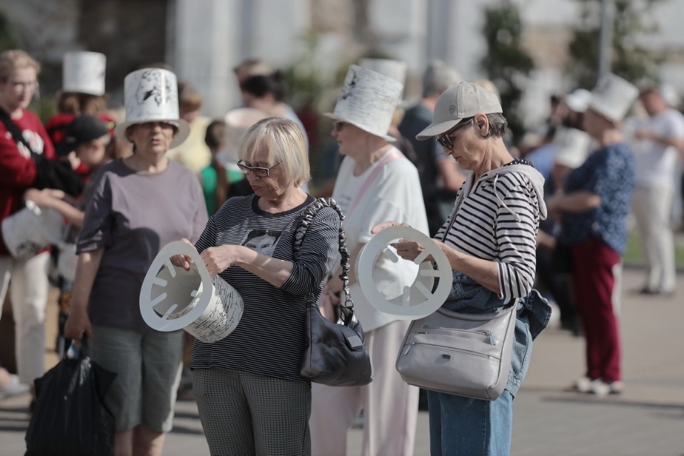В ногу с Пушкиным В ногу с Пушкиным
