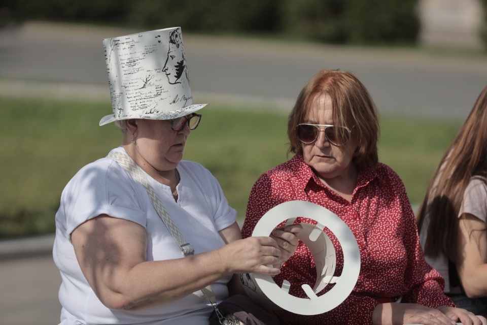 В ногу с Пушкиным В ногу с Пушкиным