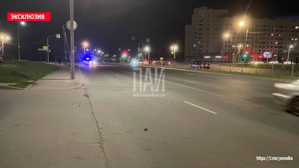 Водитель сбил пешехода и скрылся с места ДТП в Пскове Водитель сбил пешехода и скрылся с места ДТП в Пскове