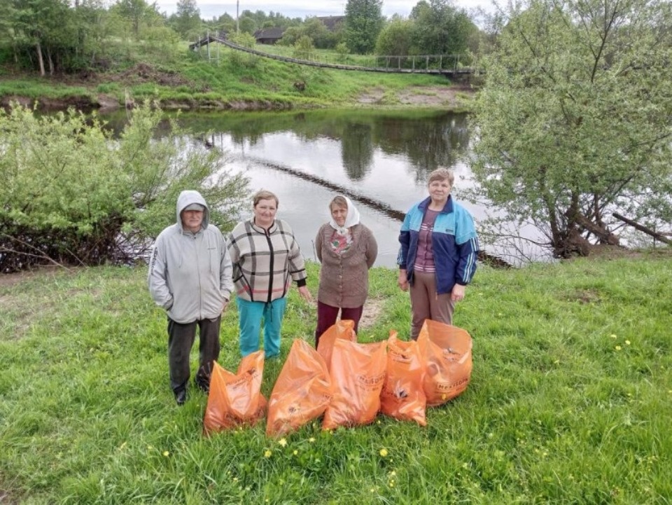 7 км береговой линии убрали в рамках акции «Вода России» в Псковской области 