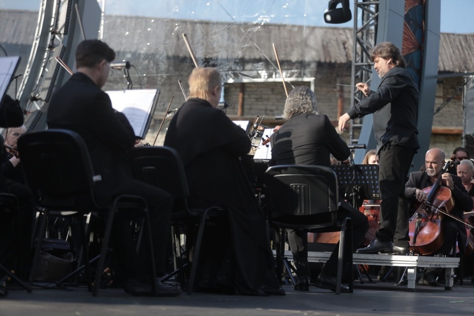 Лучше хором