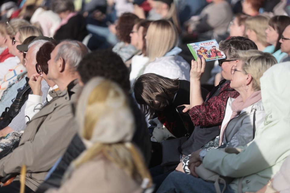 Лучше хором