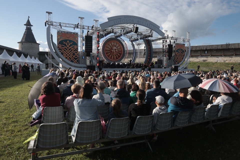 Лучше хором