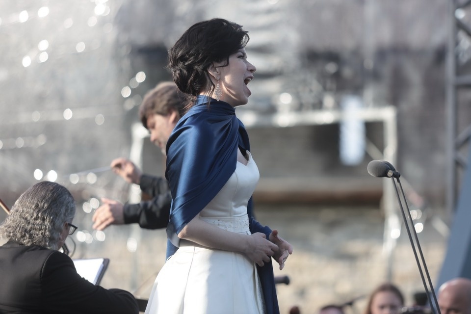 Лучше хором