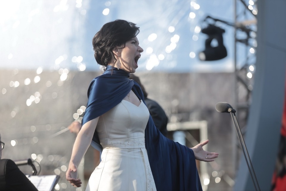 Лучше хором