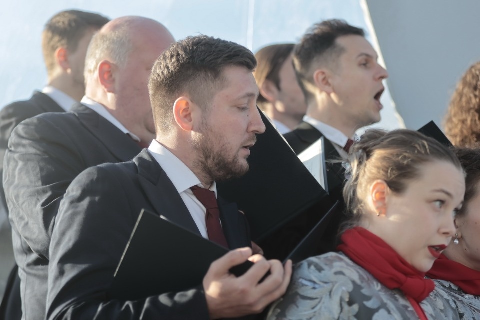 Лучше хором