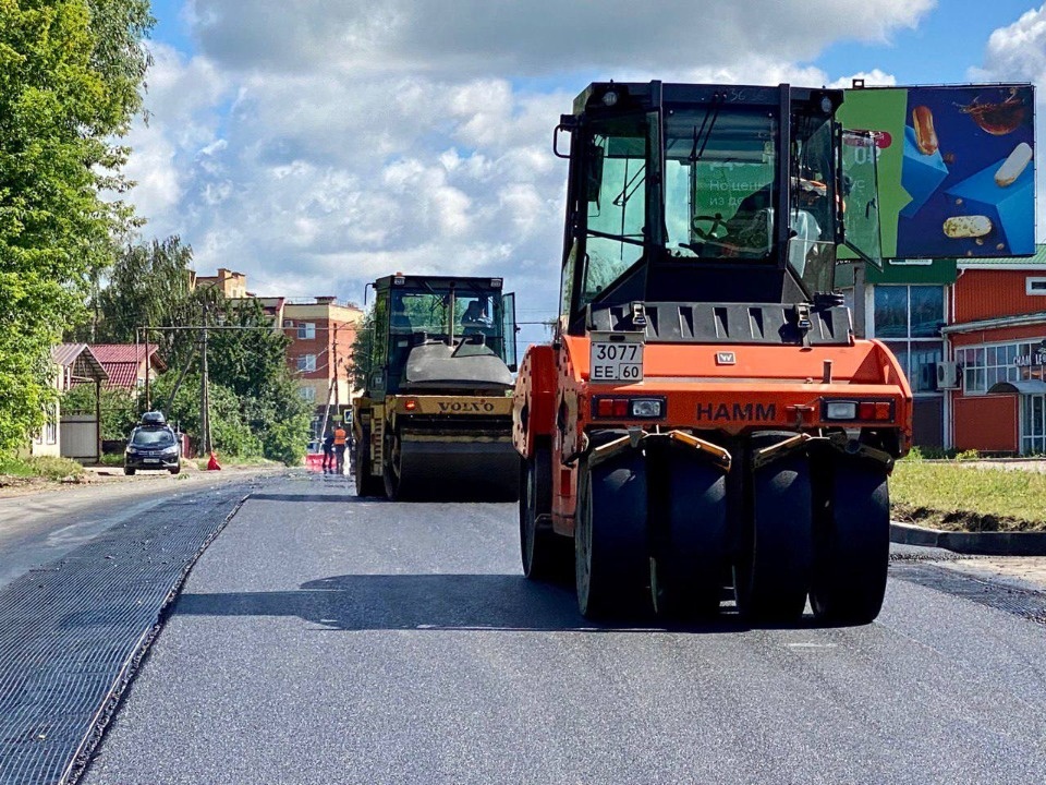 Движение на улице Ипподромной в Пскове планируют открыть 24 июня Движение на улице Ипподромной в Пскове планируют открыть 24 июня