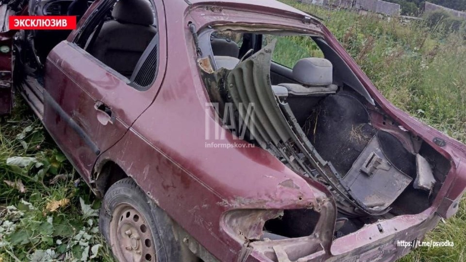 Ребенка и подростка госпитализировали в результате ДТП в Островском районе Ребенка и подростка госпитализировали в результате ДТП в Островском районе