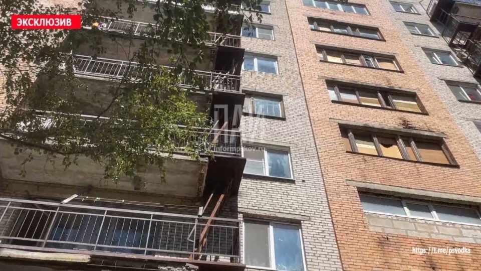 Пенсионер погиб, выпав с окна многоквартирного дома в Пскове 