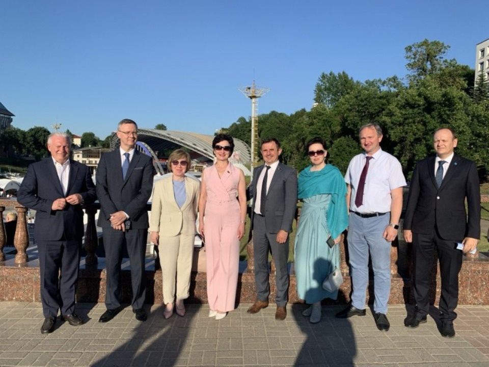 Дмитрий Чернышенко отметил международные проекты ПсковГУ на Форуме регионов Белоруссии и России