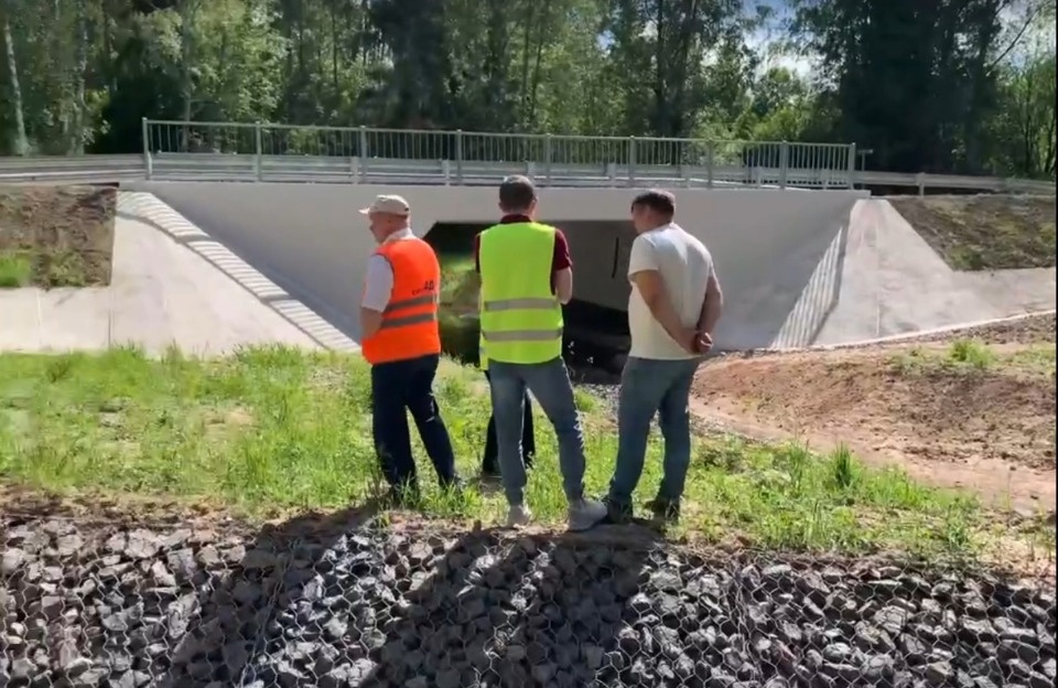 Завершен капремонт моста через реку Меленка в Стругокрасненском районе