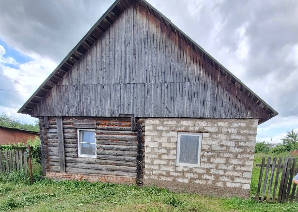 В Великих Луках мужчина обвиняется в избиении соседа битой до смерти В Великих Луках мужчина обвиняется в избиении соседа битой до смерти