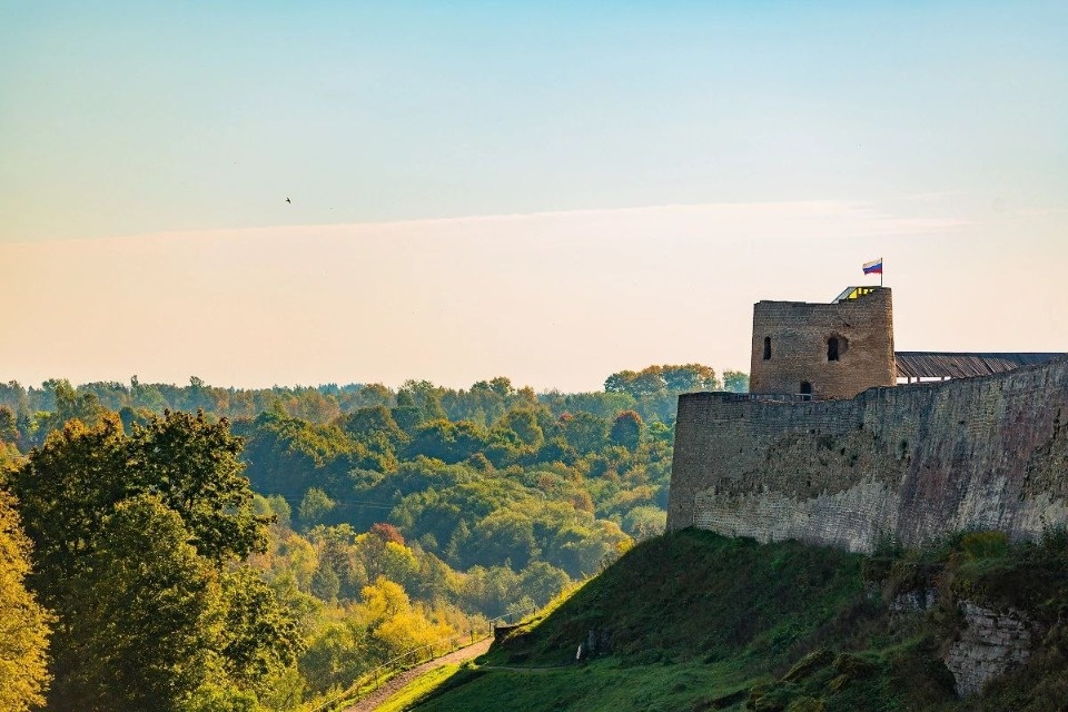 Владимир Мединский побывал в Изборске 