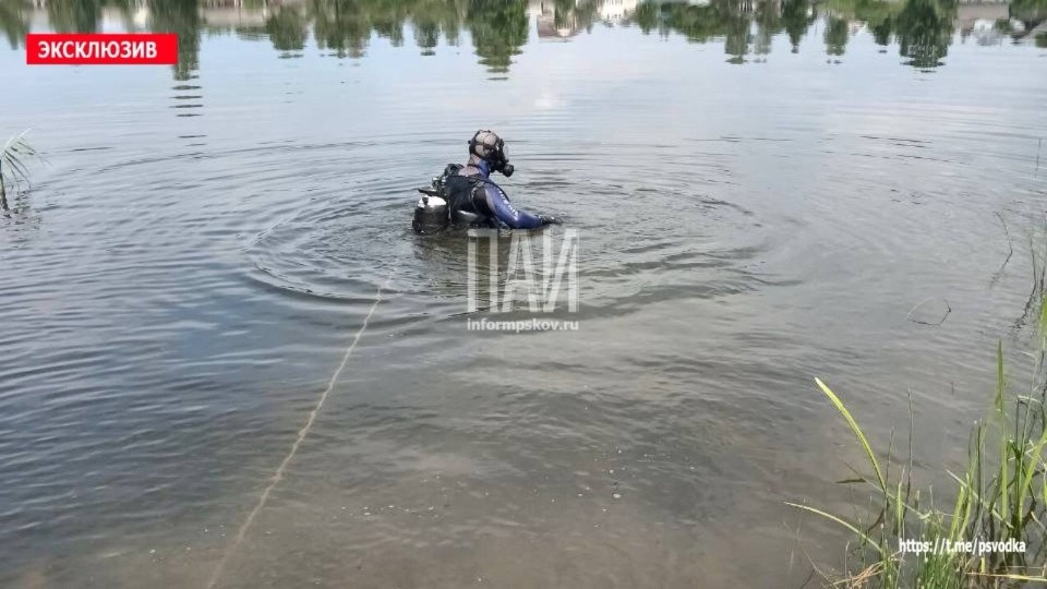 В озере в Невельском районе обнаружили тело мужчины В озере в Невельском районе обнаружили тело мужчины