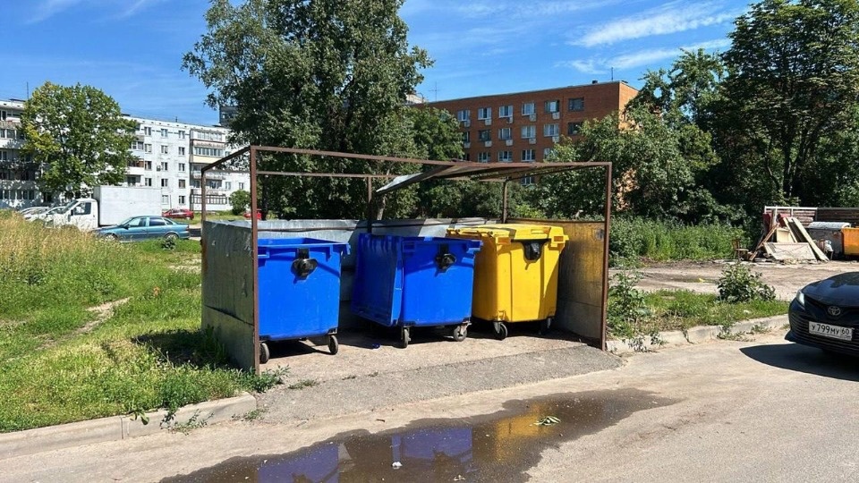 630 тонн мусора вывезли за выходные из Пскова и Псковского района 