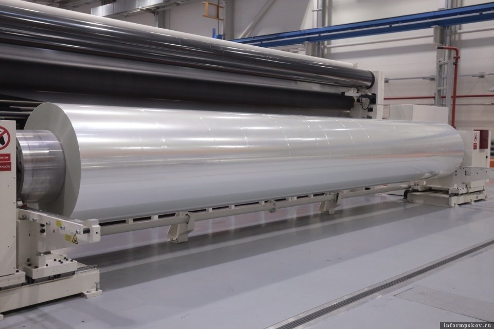 Завод «Титан-Полимер» увеличил до 50% долю отечественного сырья в производстве БОПЭТ-пленок