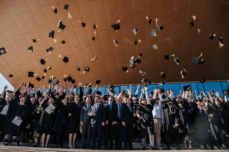 Дмитрий Чернышенко: с помощью портала Госуслуг подано уже более 2 млн заявлений в вузы и колледжи