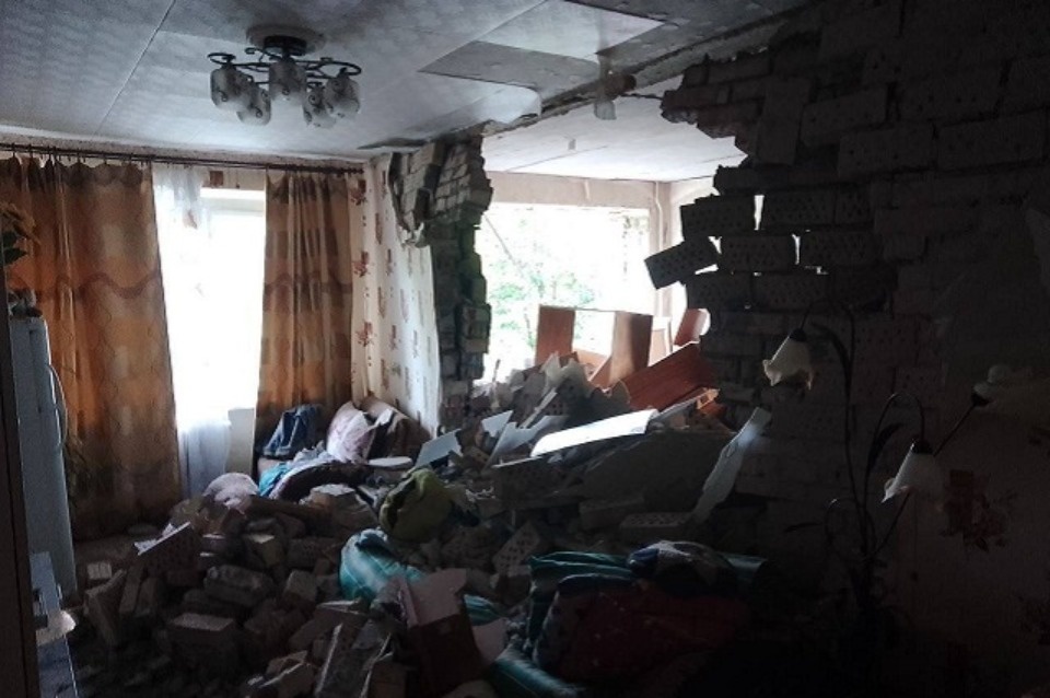 В многоквартирном доме в Опочке взорвался газ