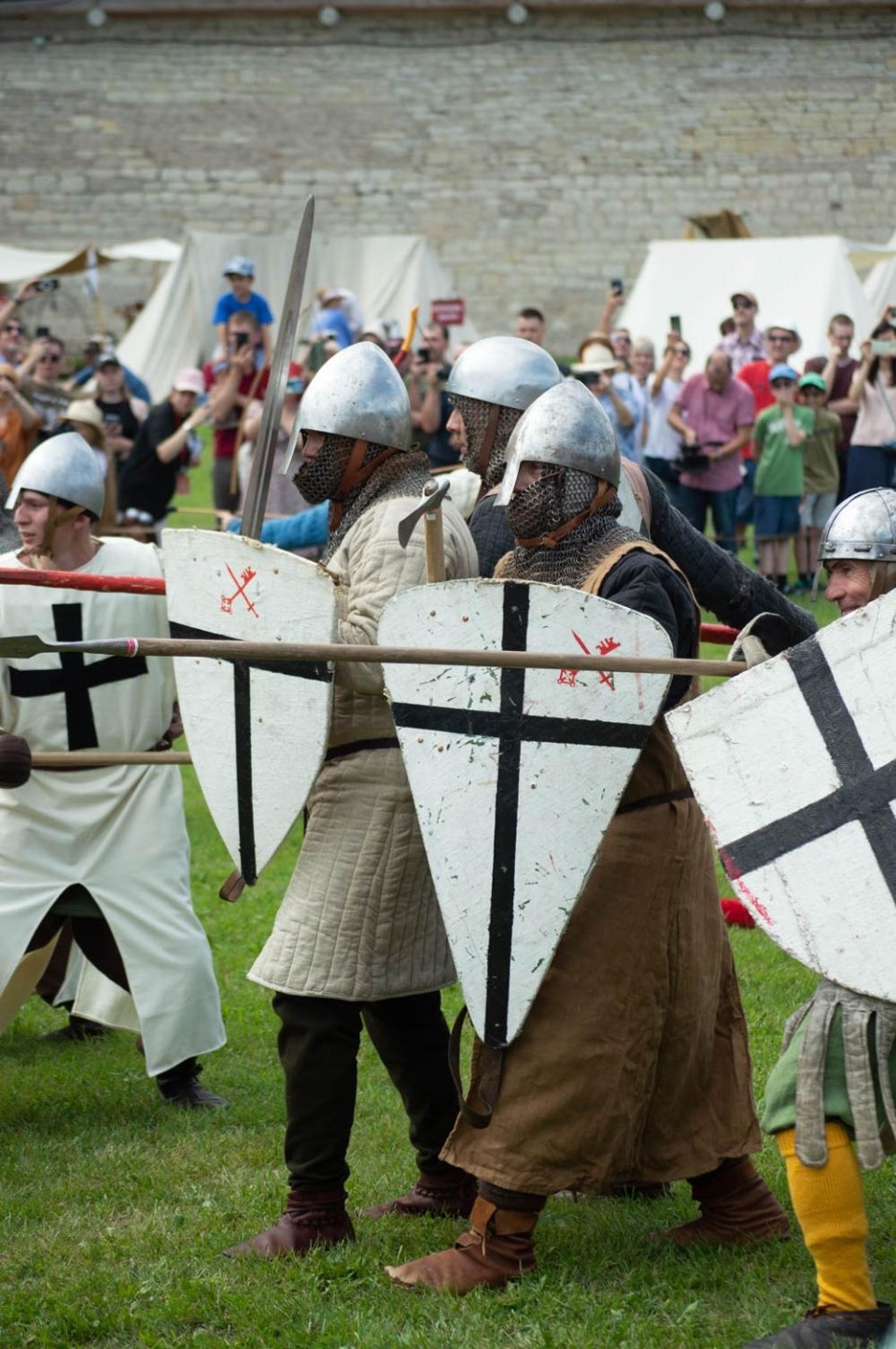 «Довмонт Псковский» «Довмонт Псковский»