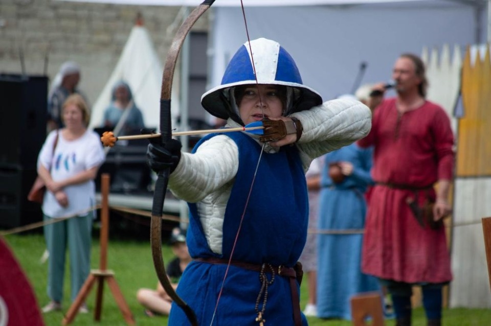 «Довмонт Псковский» «Довмонт Псковский»