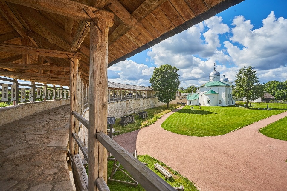 До +29 градусов прогреется воздух в Псковской области 16 июля