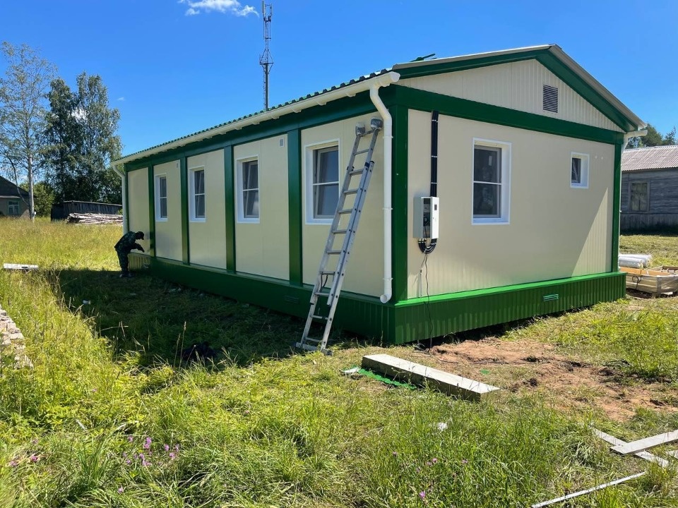 27 модульных ФАПов возведут в Псковской области в 2024 году